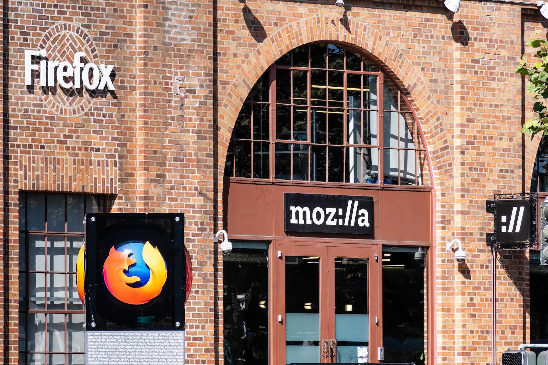 Firefox adopts Google's Manifest V3 and promises to keep ad blockers active