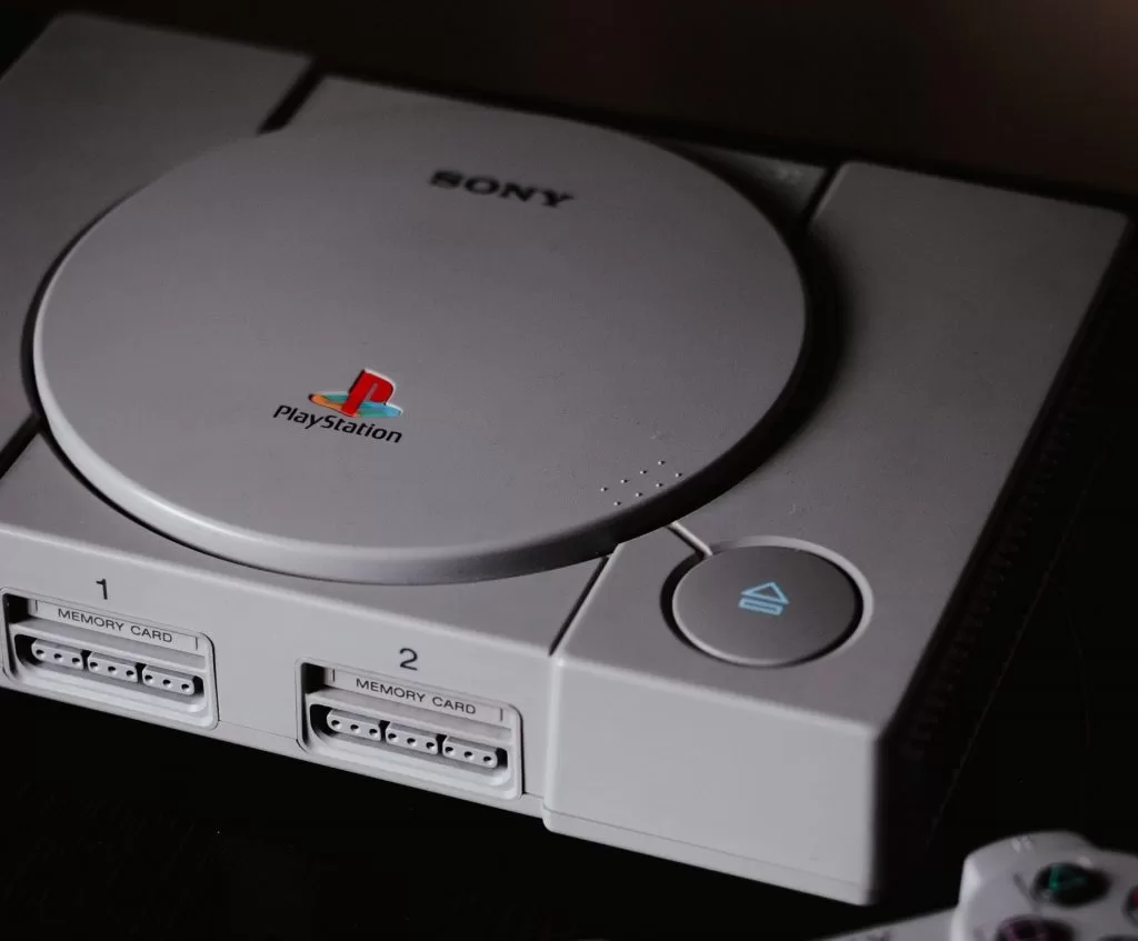 Primeiro console PlayStation da Sony